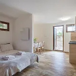 Armida - 1976 公寓