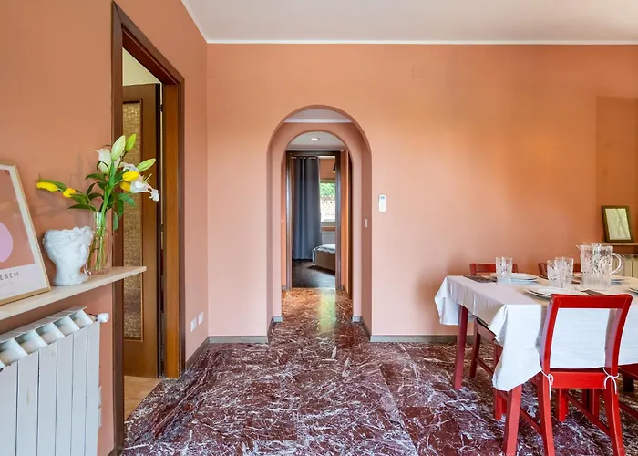 Armida - 1976 Apartment