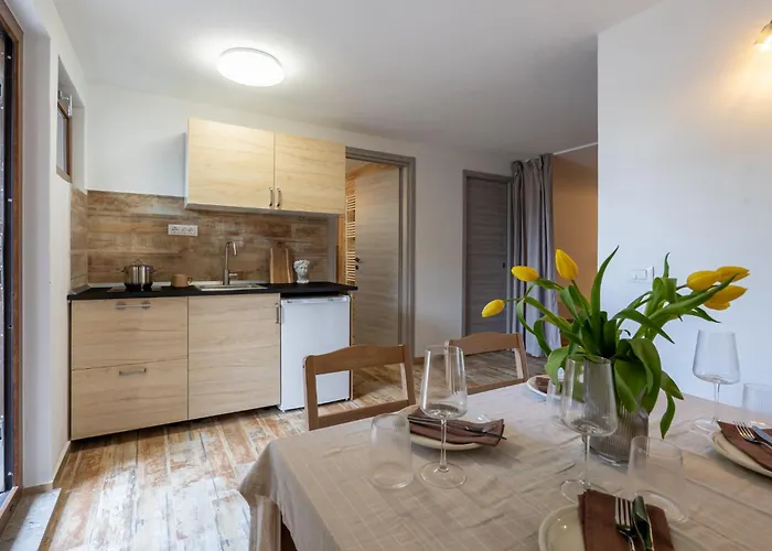 Апартаменты Armida - 1976 *