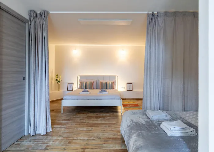 Апартаменты Armida - 1976 Триест